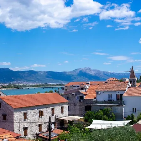 Будинок відпочинку Stone House Marino *