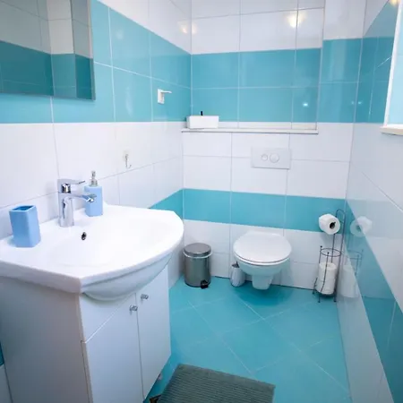 Stone House Marino Tatil Evi *