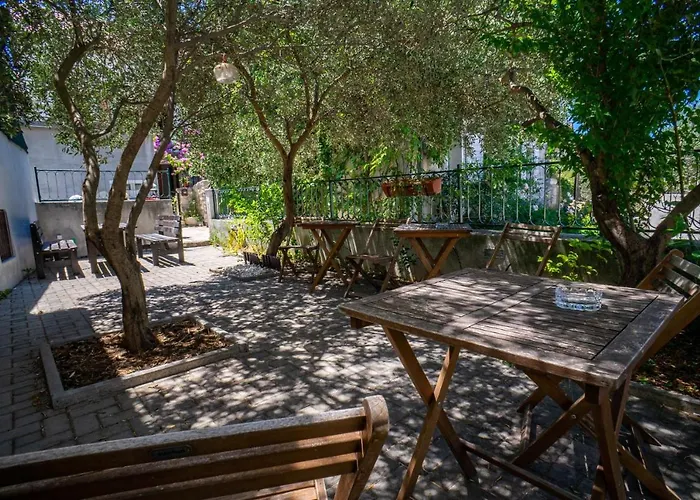 Stone House Marino *