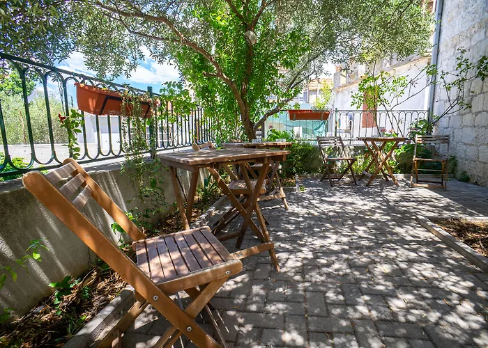 Vakantiehuis Stone House Marino