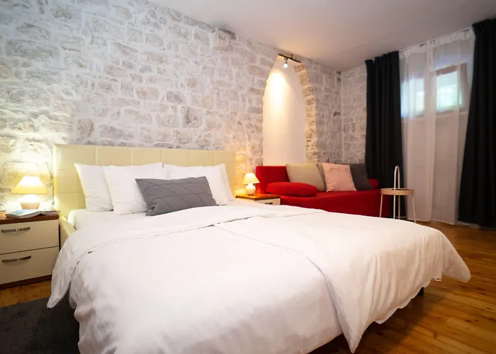 Vakantiehuis Stone House Marino *