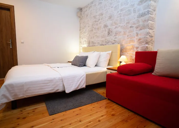 Vakantiehuis Stone House Marino