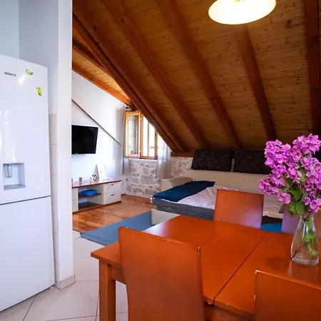 Stone House Marino Tatil Evi Trogir