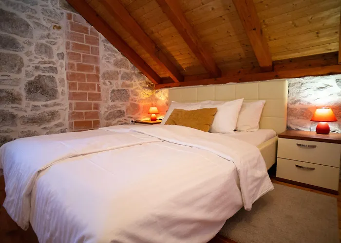 Stone House Marino Vikendica