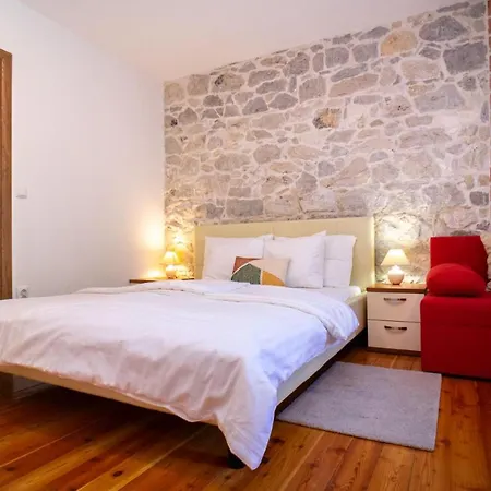 Stone House Marino * Traù